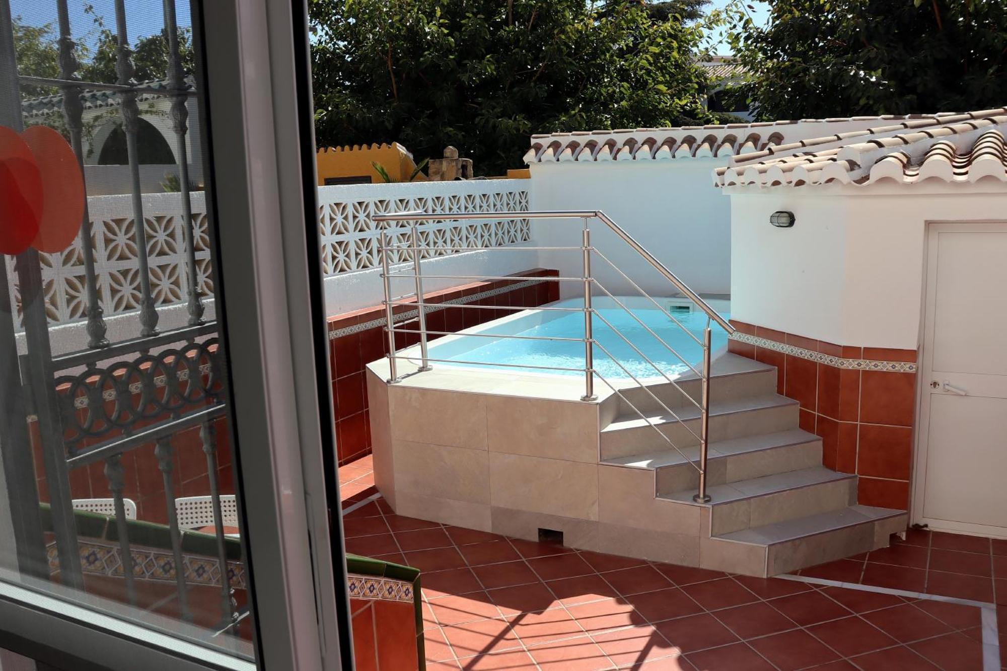 Holiday home Casa Zuloaga Holidays Piscina Y Playa *