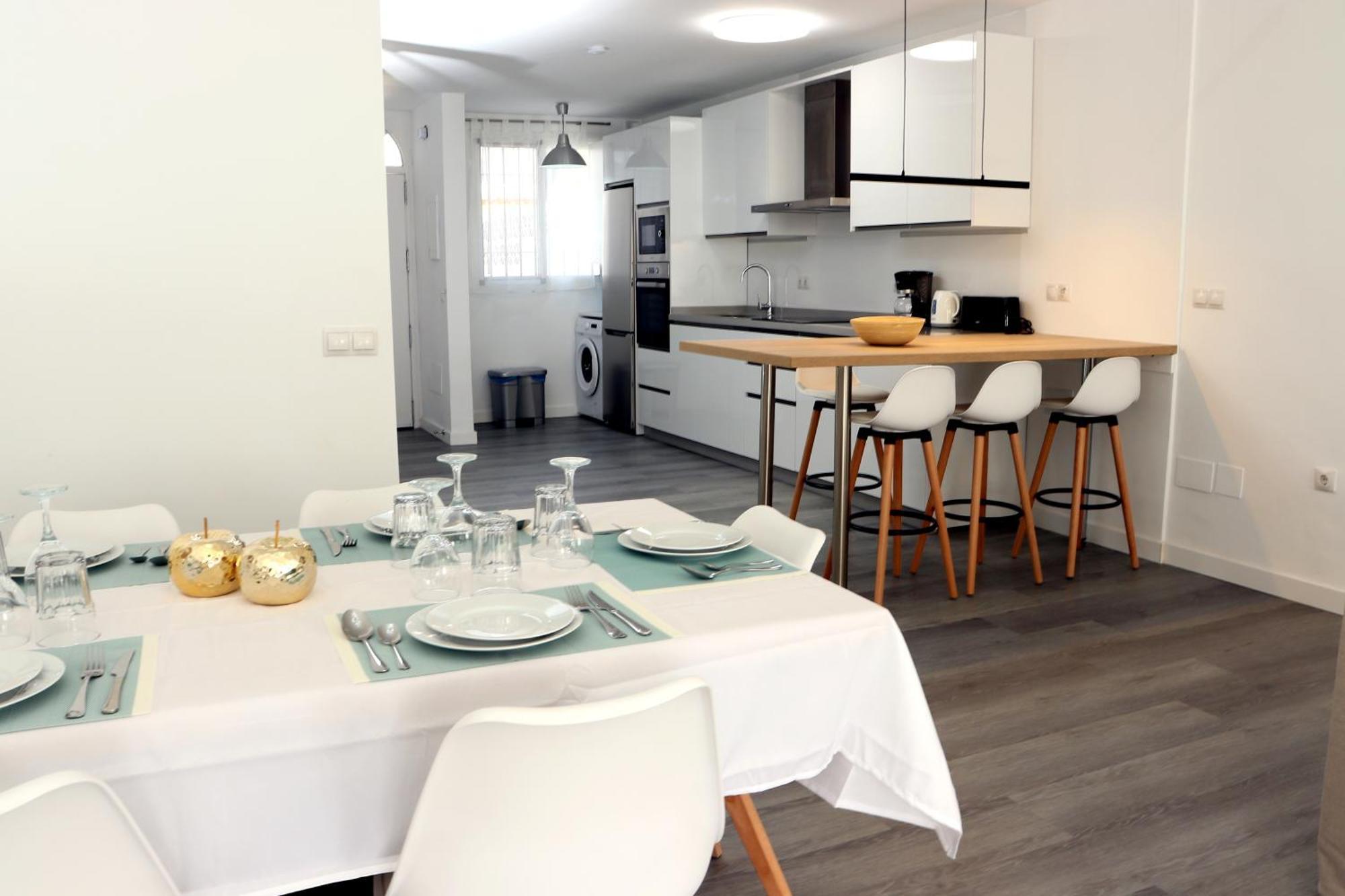 Holiday home Casa Zuloaga Holidays Piscina Y Playa