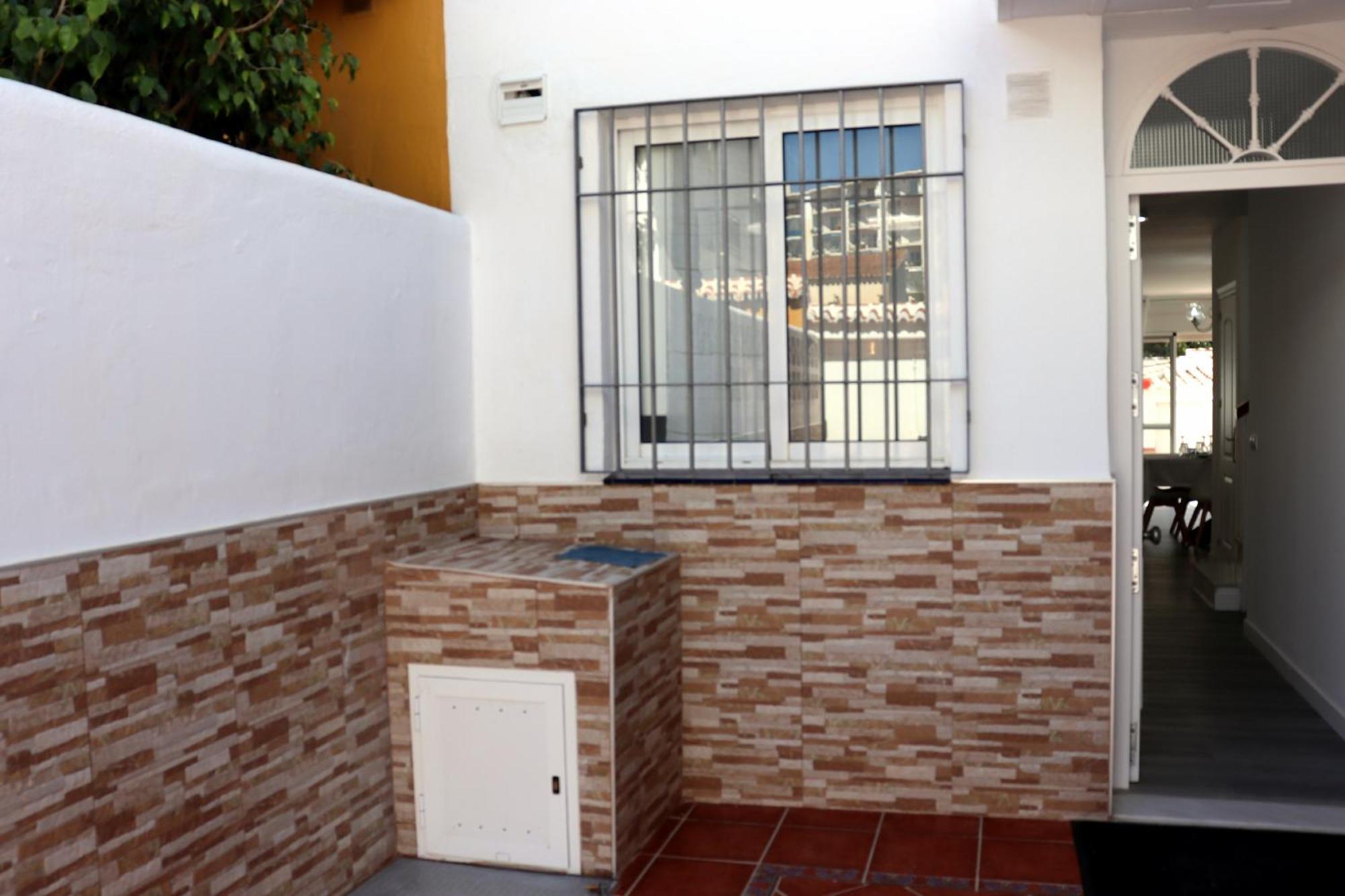 Holiday home Casa Zuloaga Holidays Piscina Y Playa *