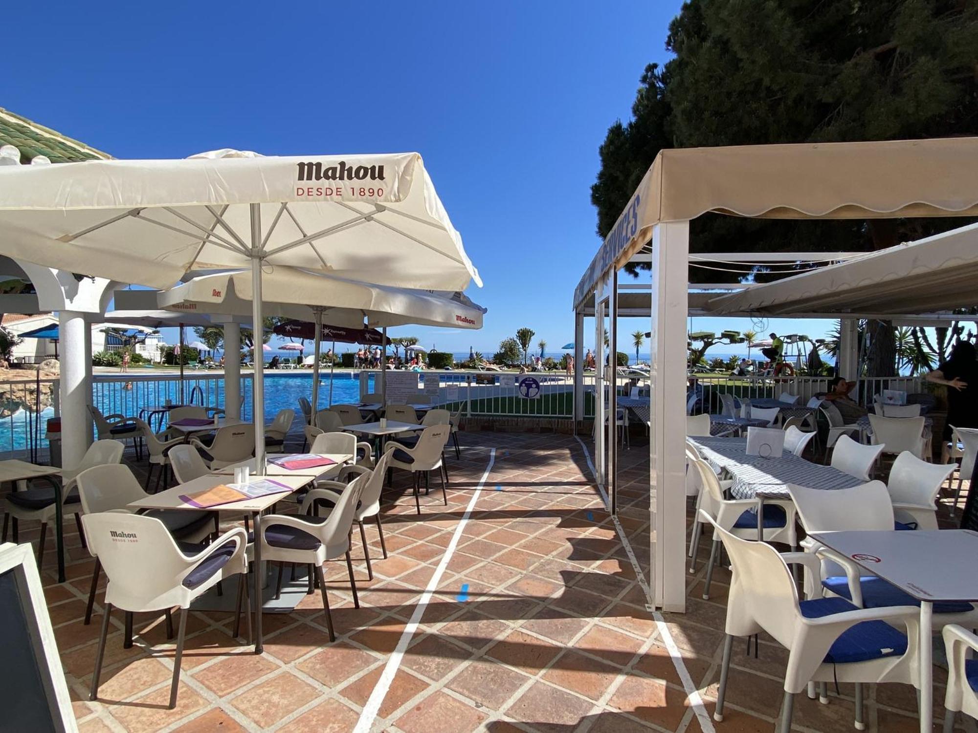 Hibiscos Seaview Terrace By Casasol