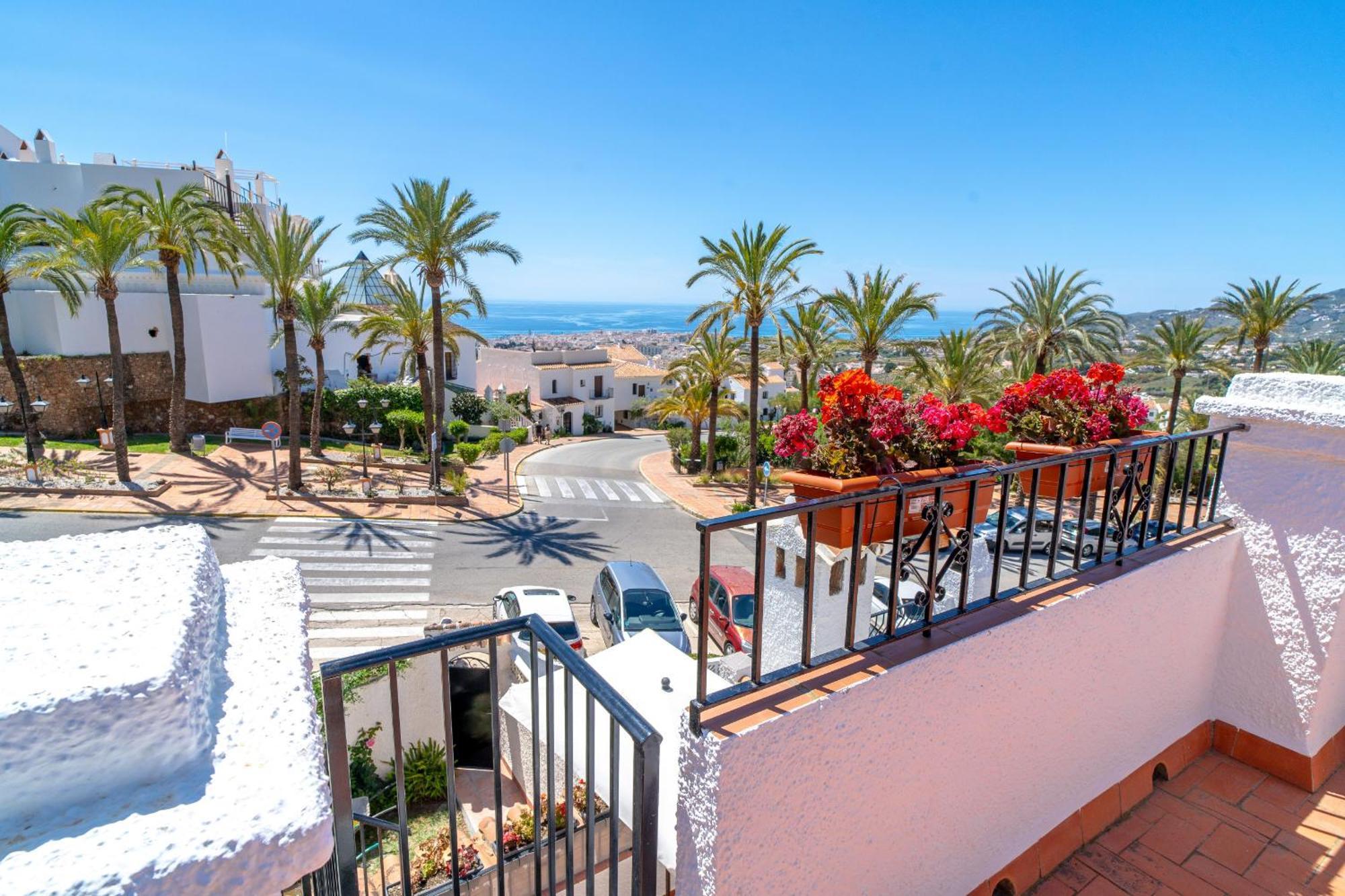 Hibiscos Seaview Terrace By Casasol Apartment *