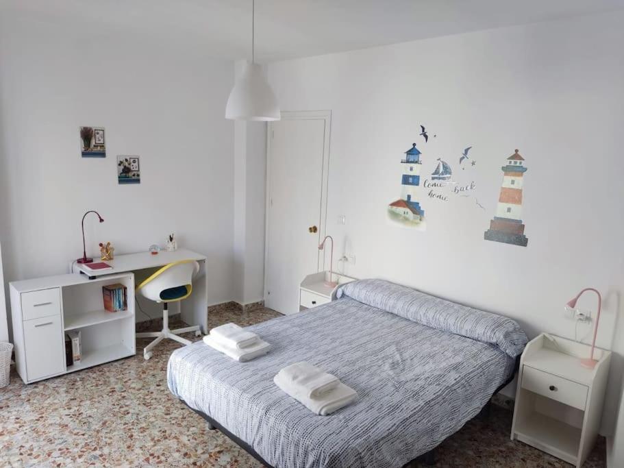 Completo Con 3 Amplios Y Gran Azotea Privada Nerja