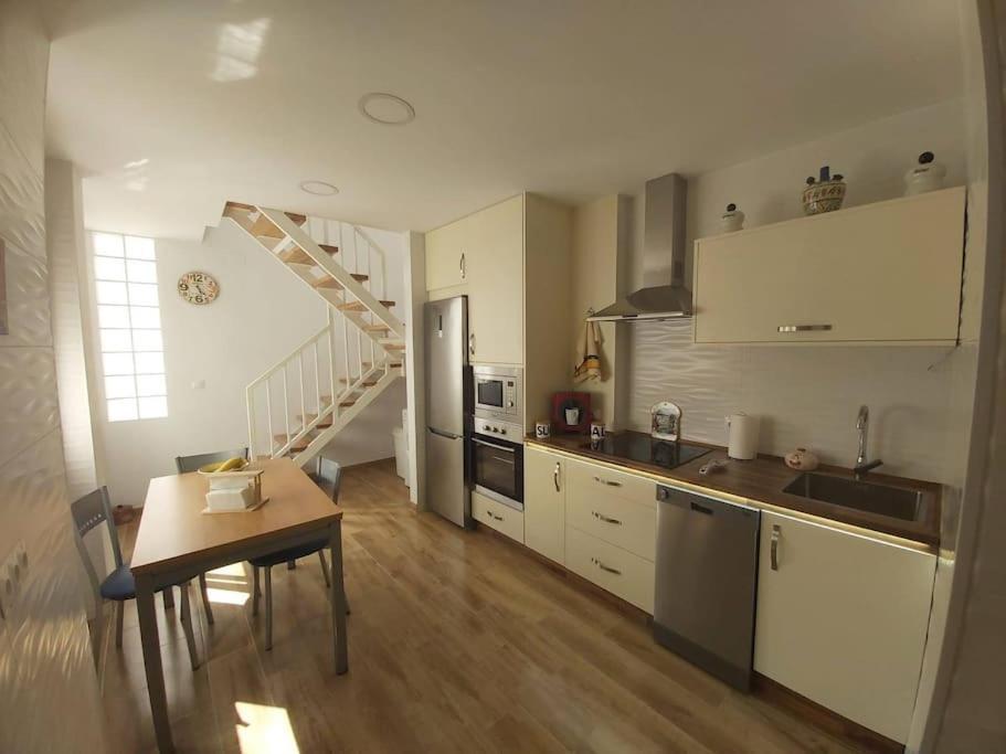 Apartment Completo Con 3 Amplios Y Gran Azotea Privada *