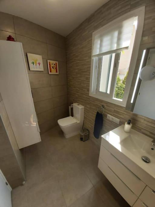 Completo Con 3 Amplios Y Gran Azotea Privada Apartment Nerja