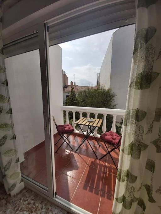 Completo Con 3 Amplios Y Gran Azotea Privada * Nerja