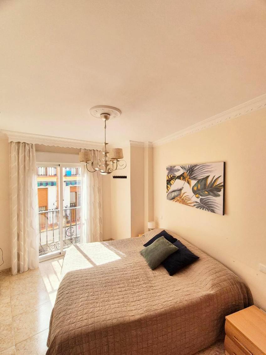 Trevlig 4 Baedds Laegenhet I Nerja! Apartamento Nerja