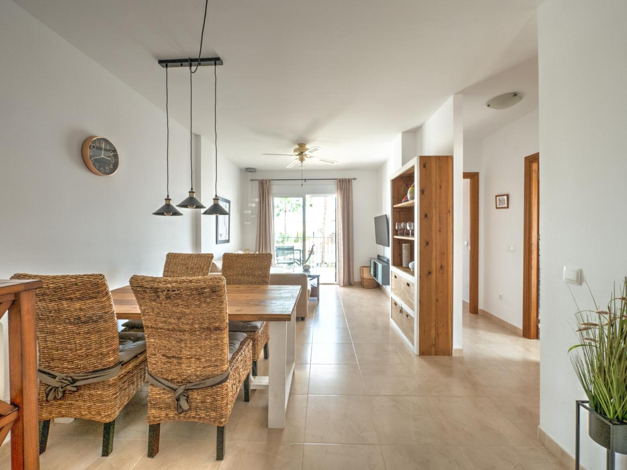 Stunning At Burriana Beach, Apartamento