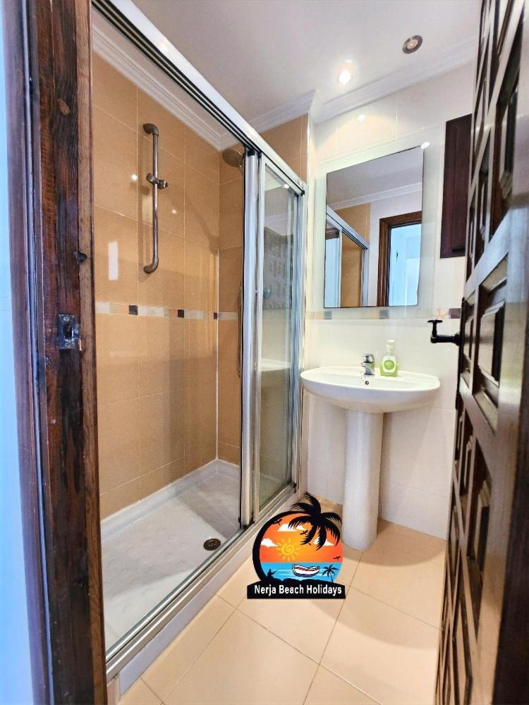 Apartamento 2 Bed With Sea View Near Burriana Nerja
