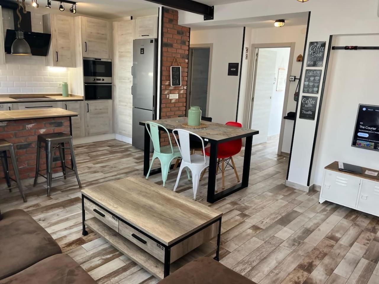 Apartamento 3 Hab Con Parking Junto A La Playa