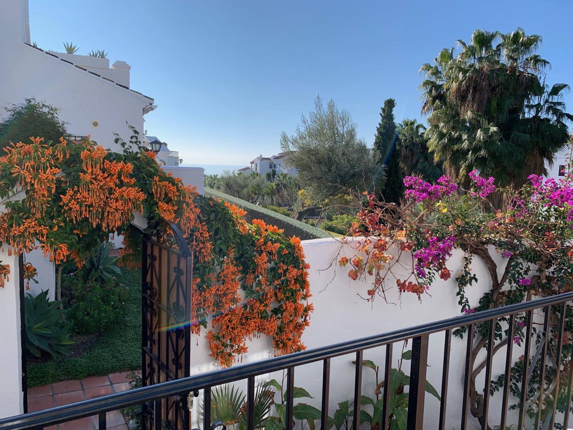 Casa Con Terraza Y Hermoso Jardín Comunal Сasa de vacaciones