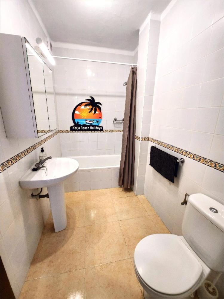 2 Bed With Sea View Near Burriana * Nerja