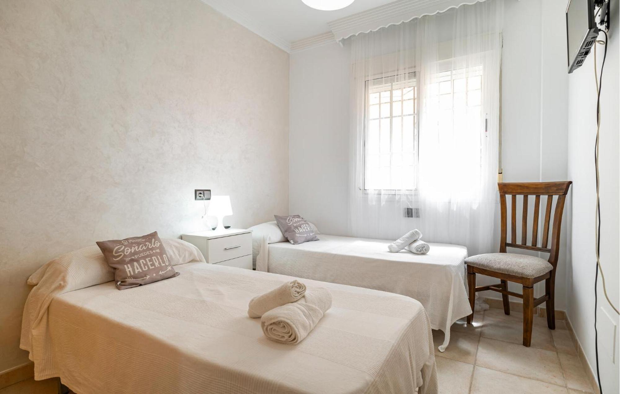 Apartamento Beautiful In With Wifi