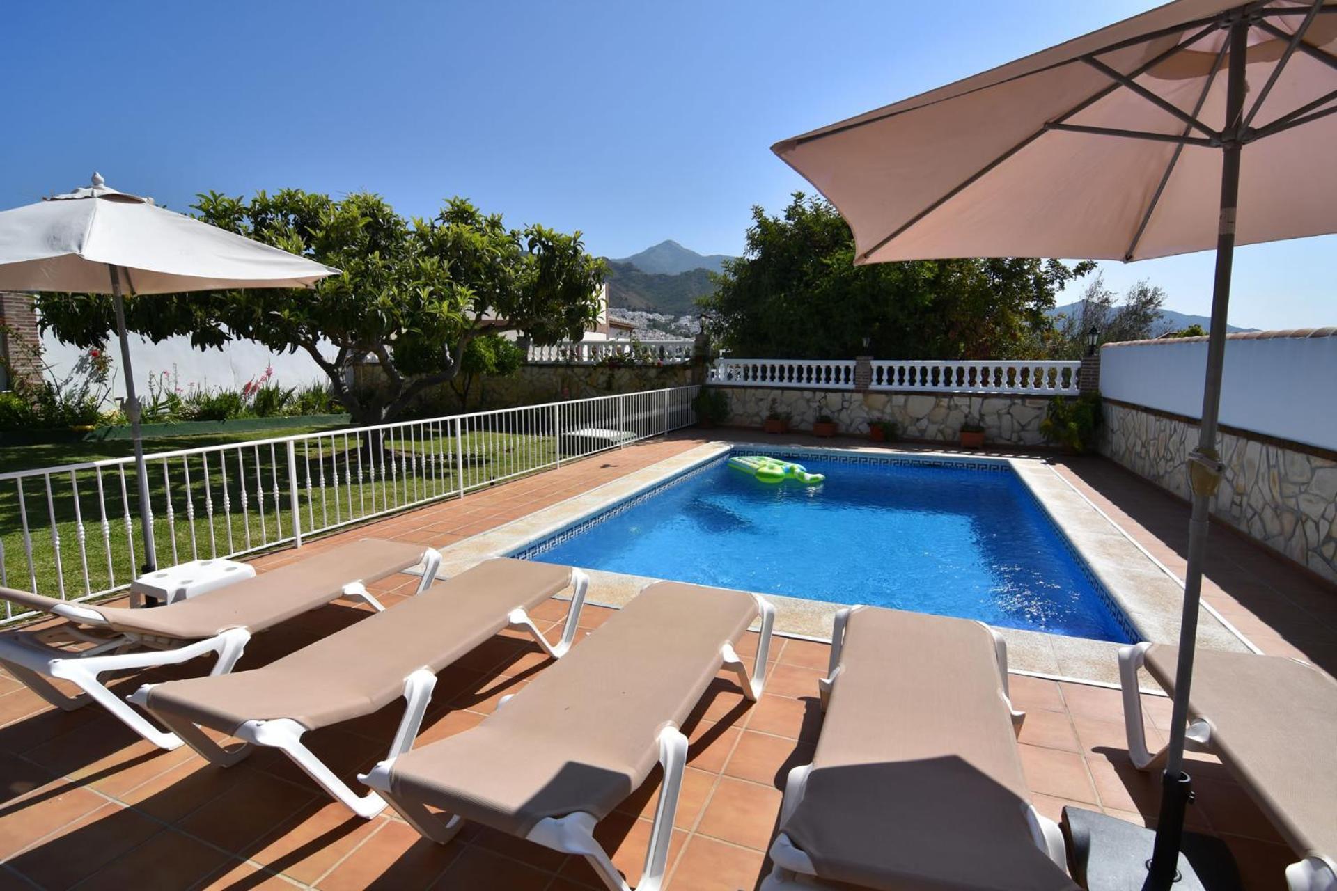 Villa Lola Casitas Select