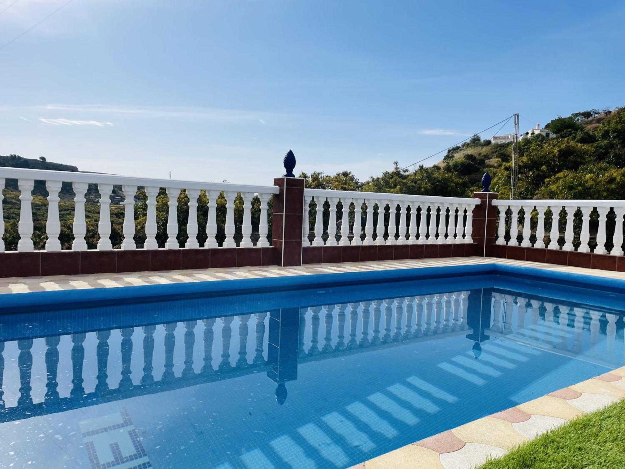 Marimel Con Piscina Privada Nerja