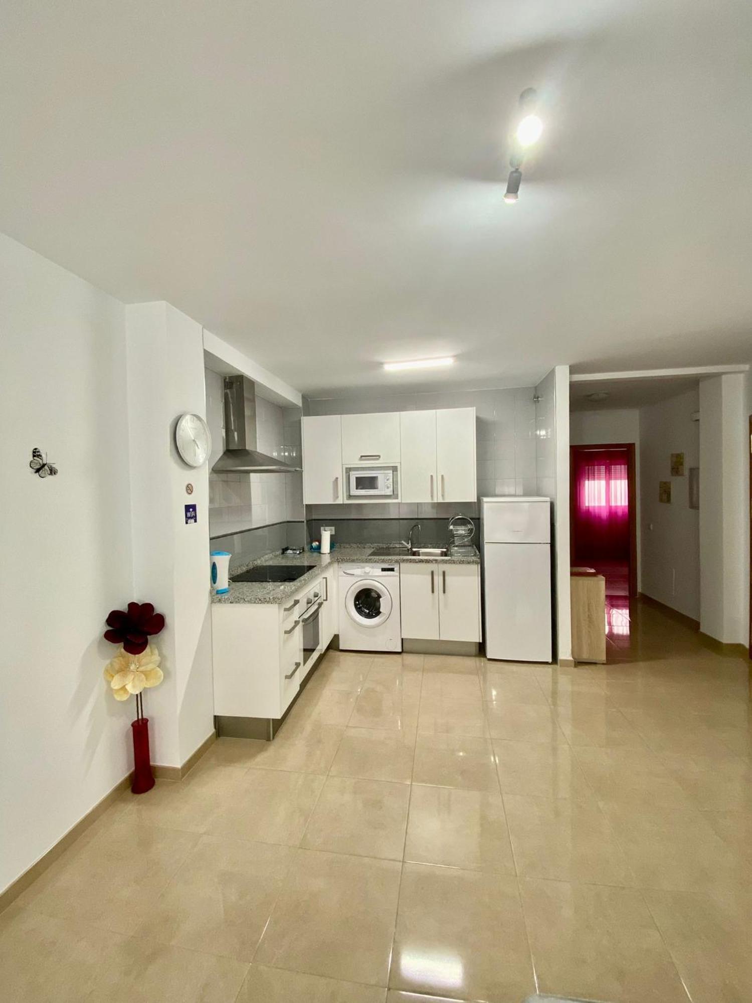 “smile Nerja” Chic With Wifi, 4 Guests * Nerja