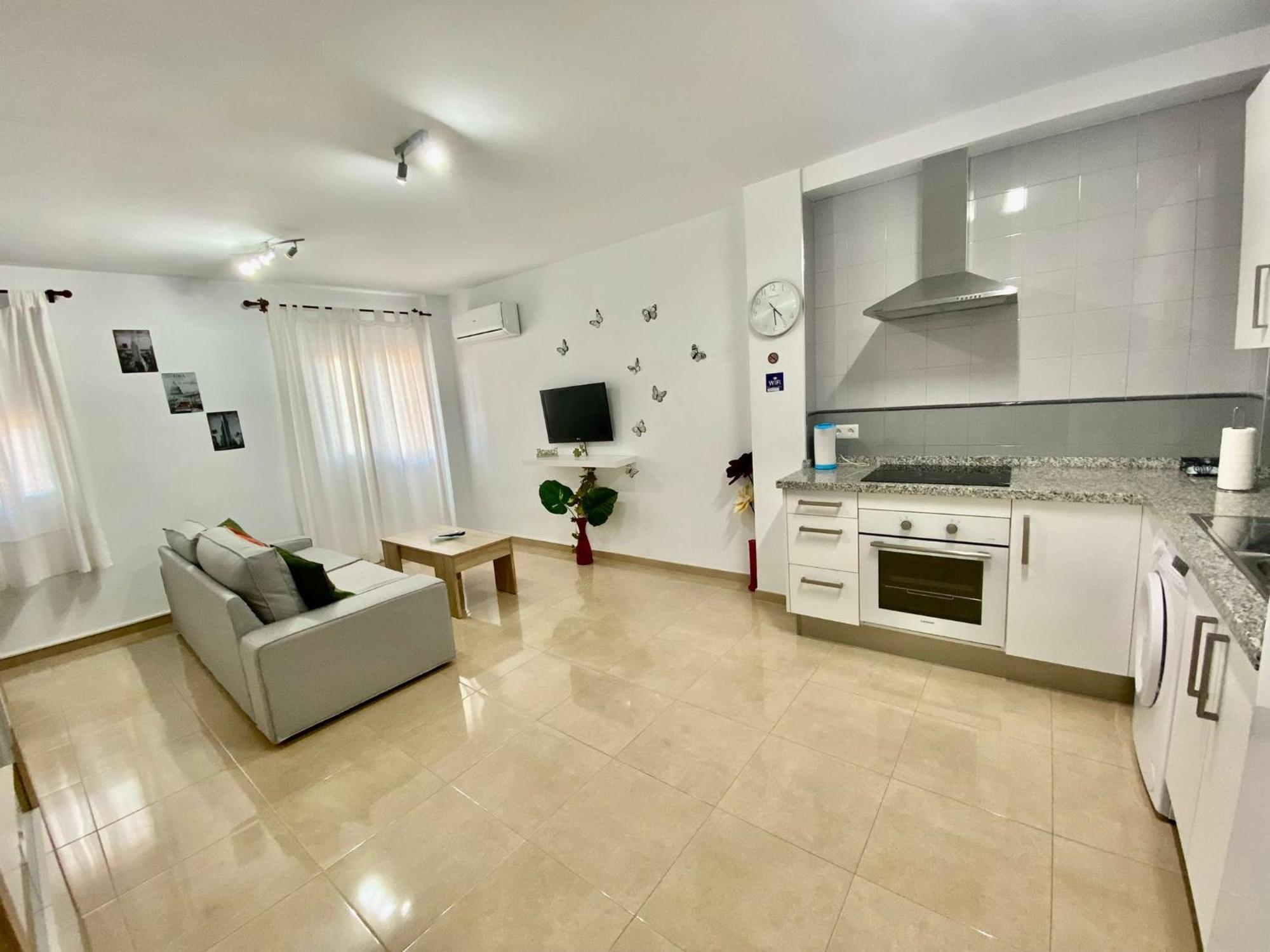 “smile Nerja” Chic With Wifi, 4 Guests *