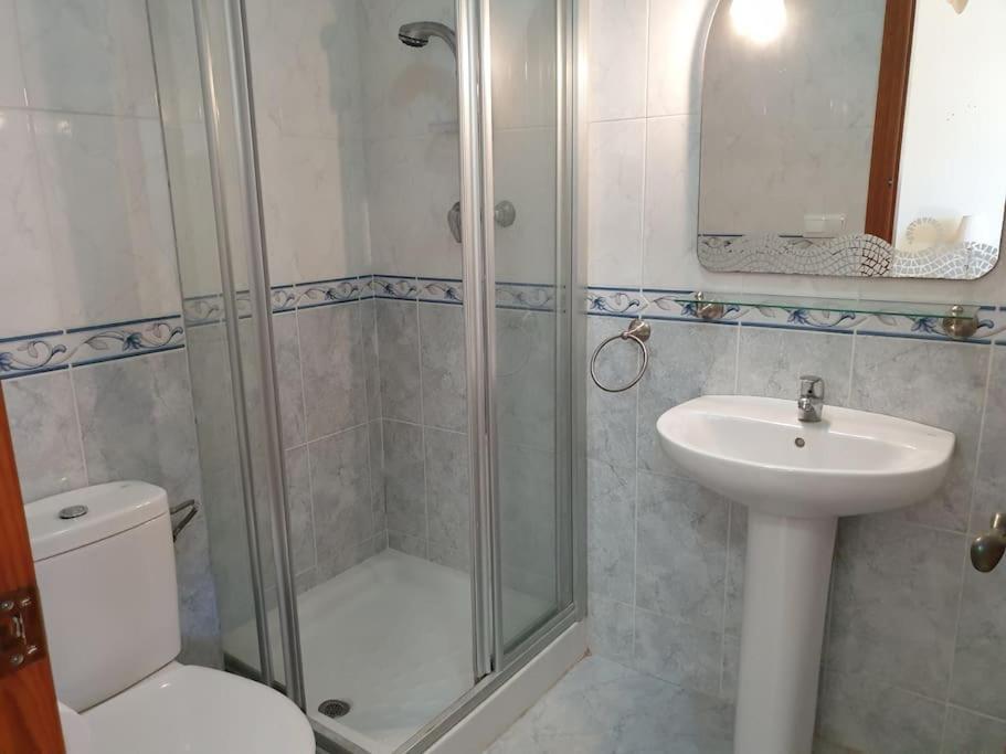Delightful Spacious 2 Bed In Apartamento Nerja