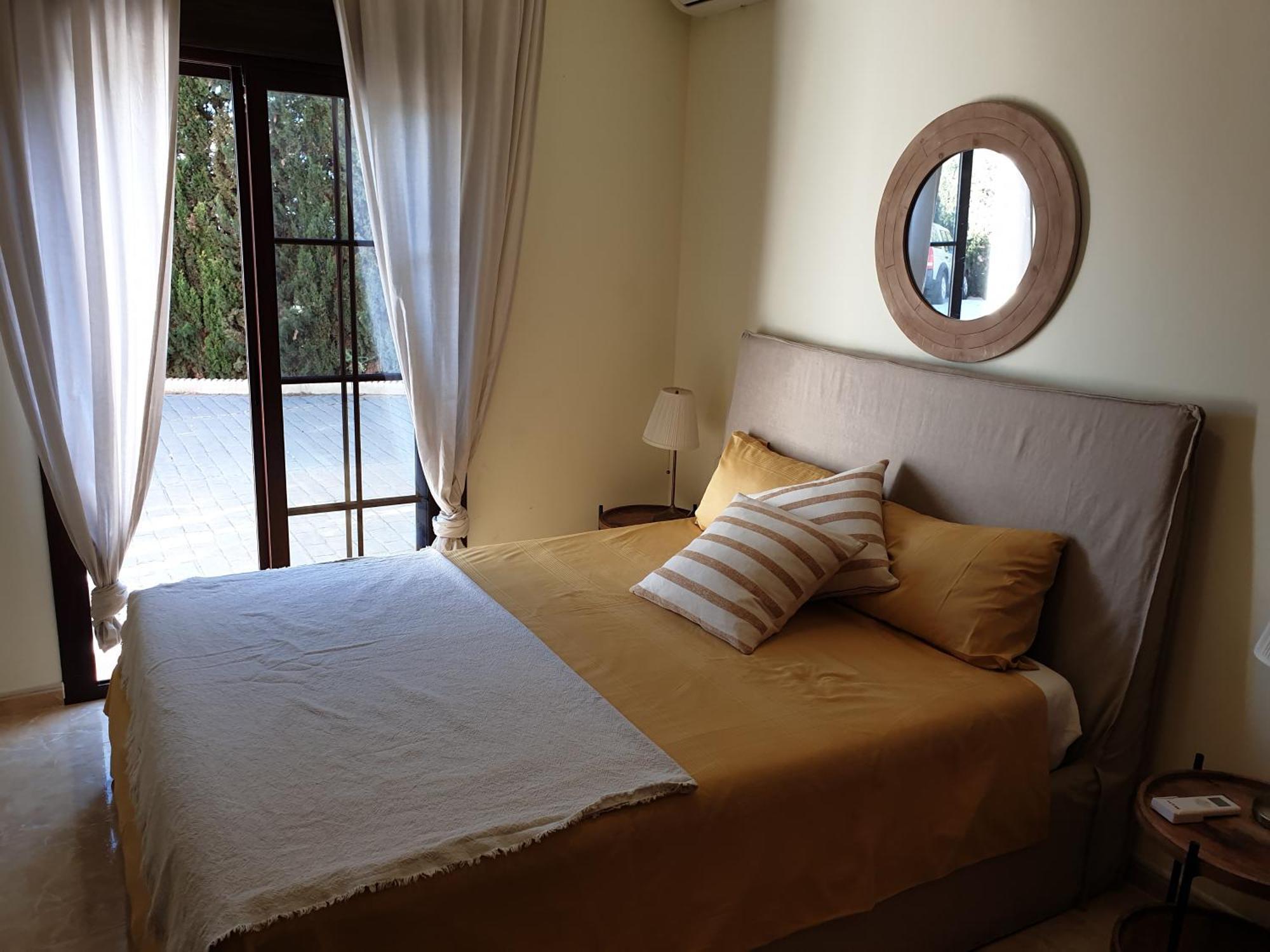 Delightful Spacious 2 Bed In