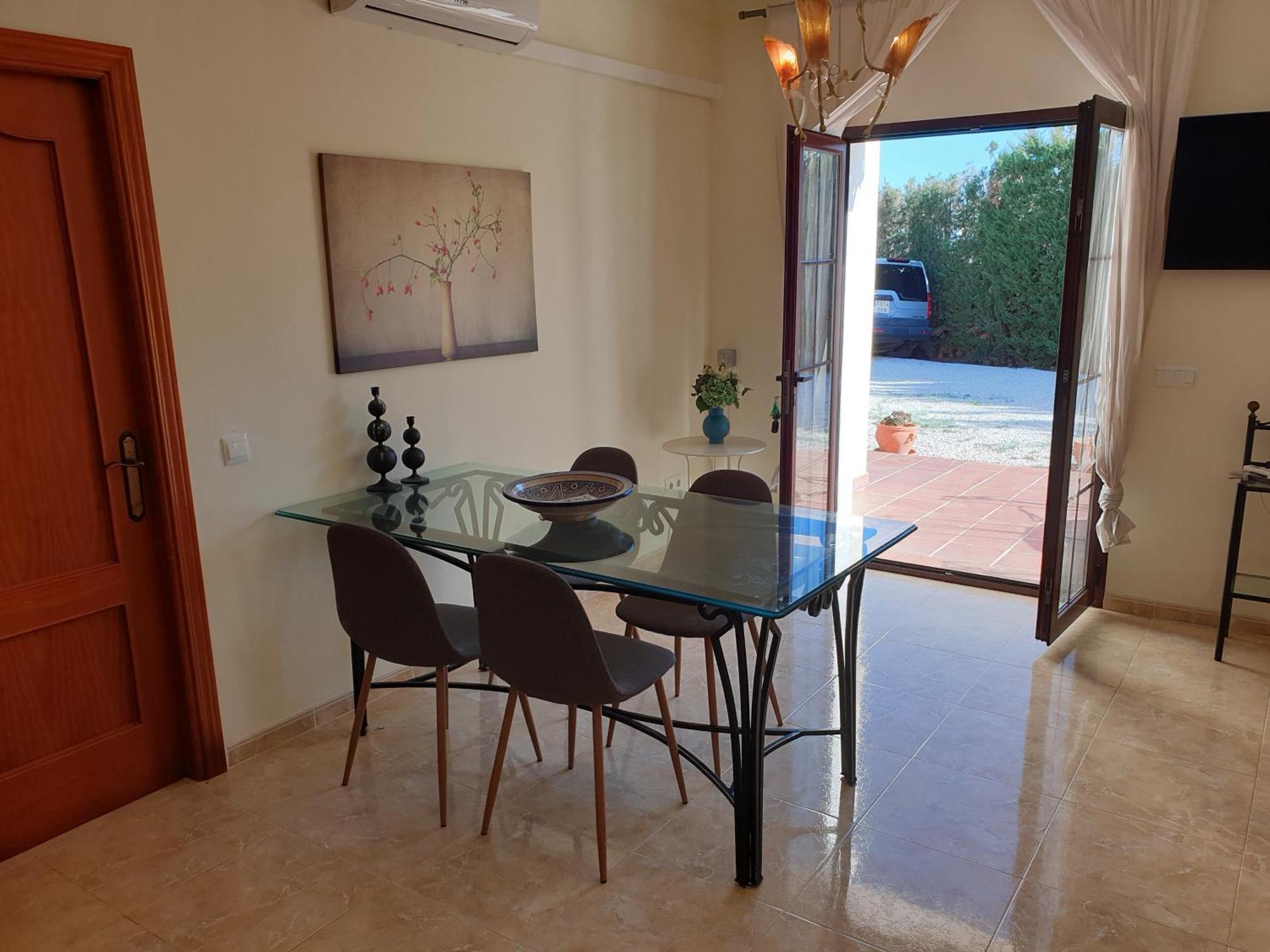 Delightful Spacious 2 Bed In Apartamento *