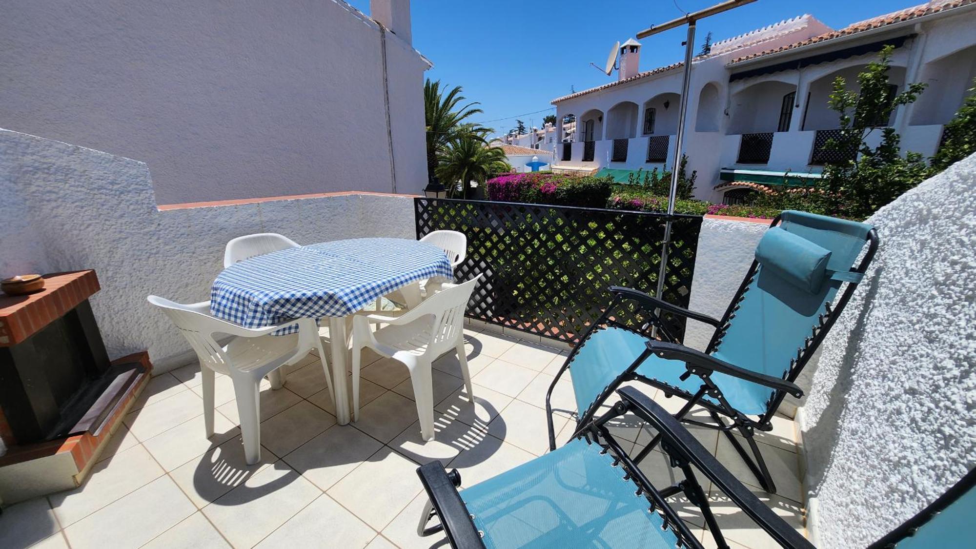 R1351 Verano Azul 31bis Apartamento Nerja