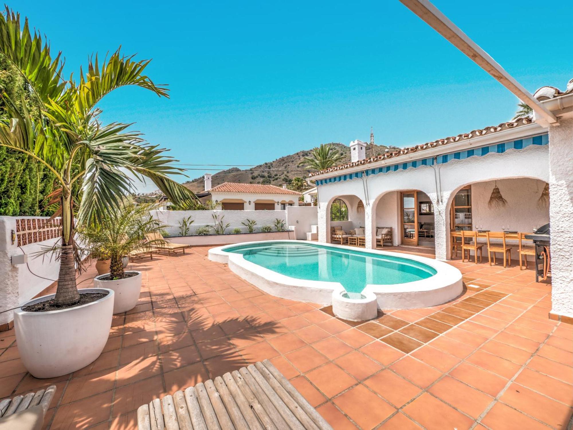 In Mediterranean Style With Private Pool