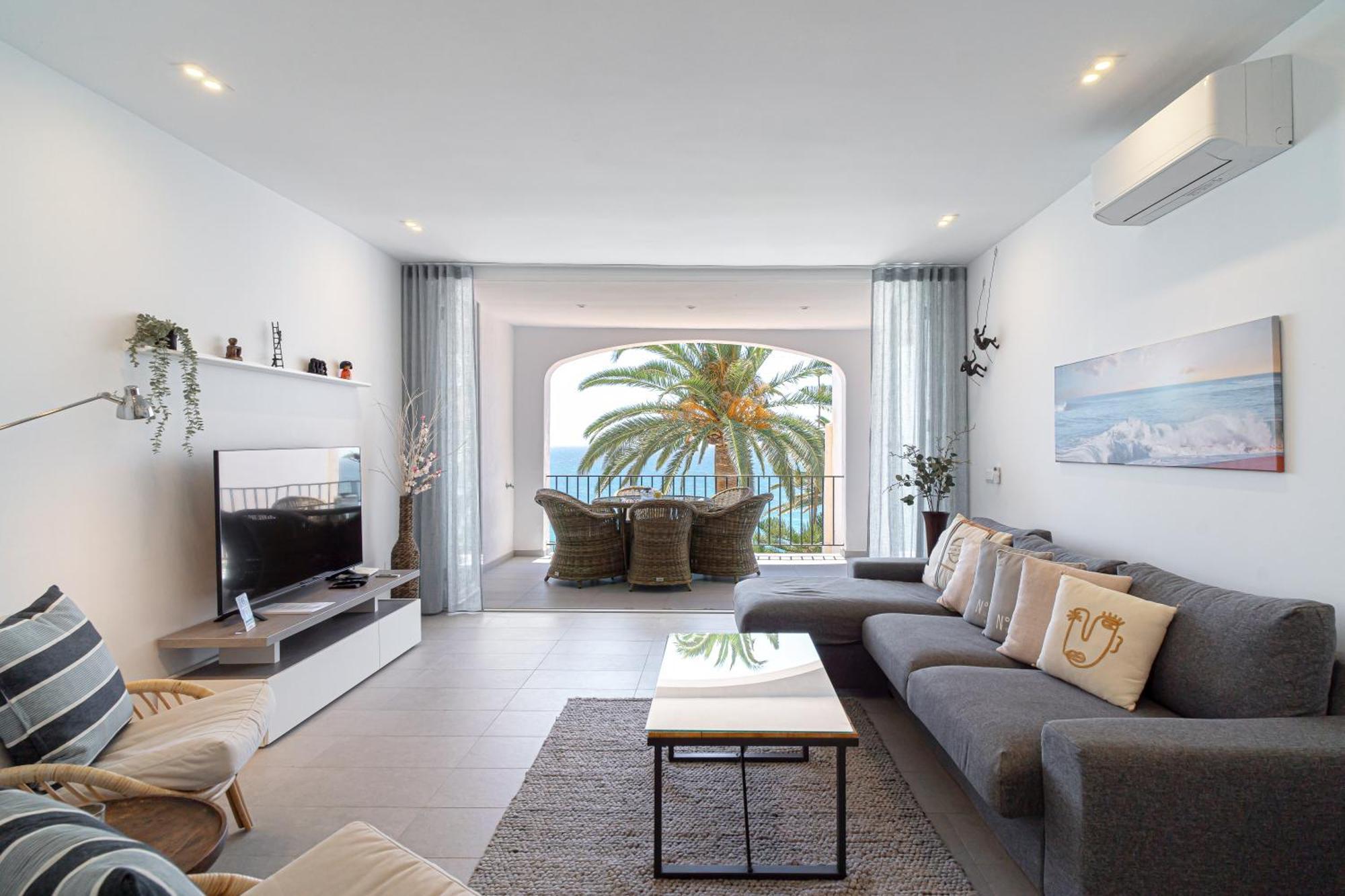 Tuhillo E1 Seaview Casasol *