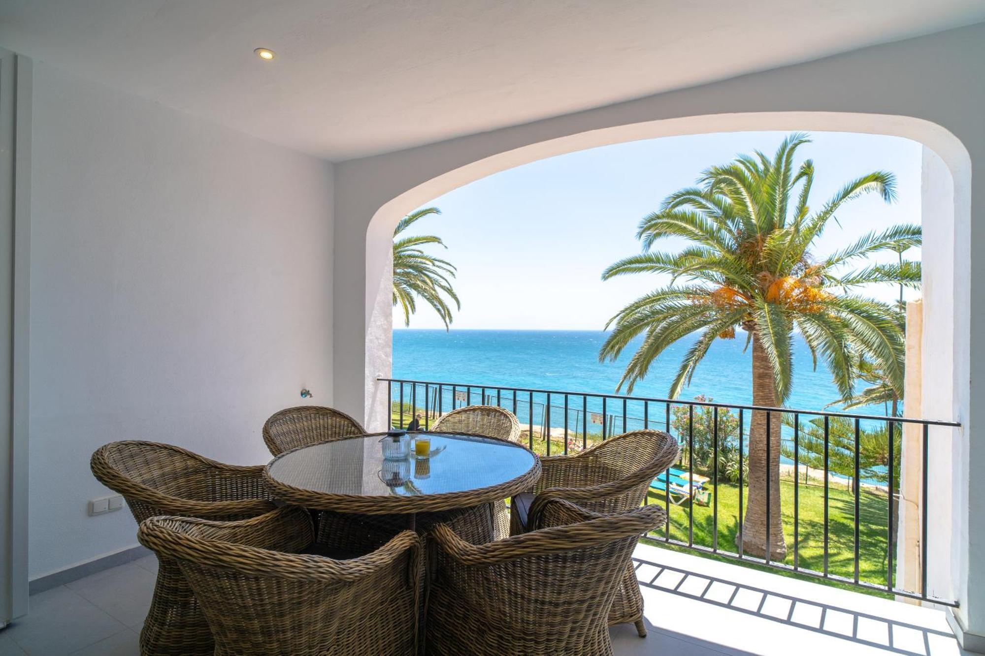 Tuhillo E1 Seaview Casasol