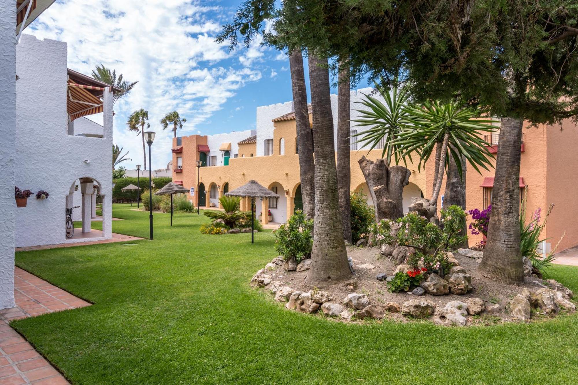 Apartamento Renovated On Beachside With Pool *