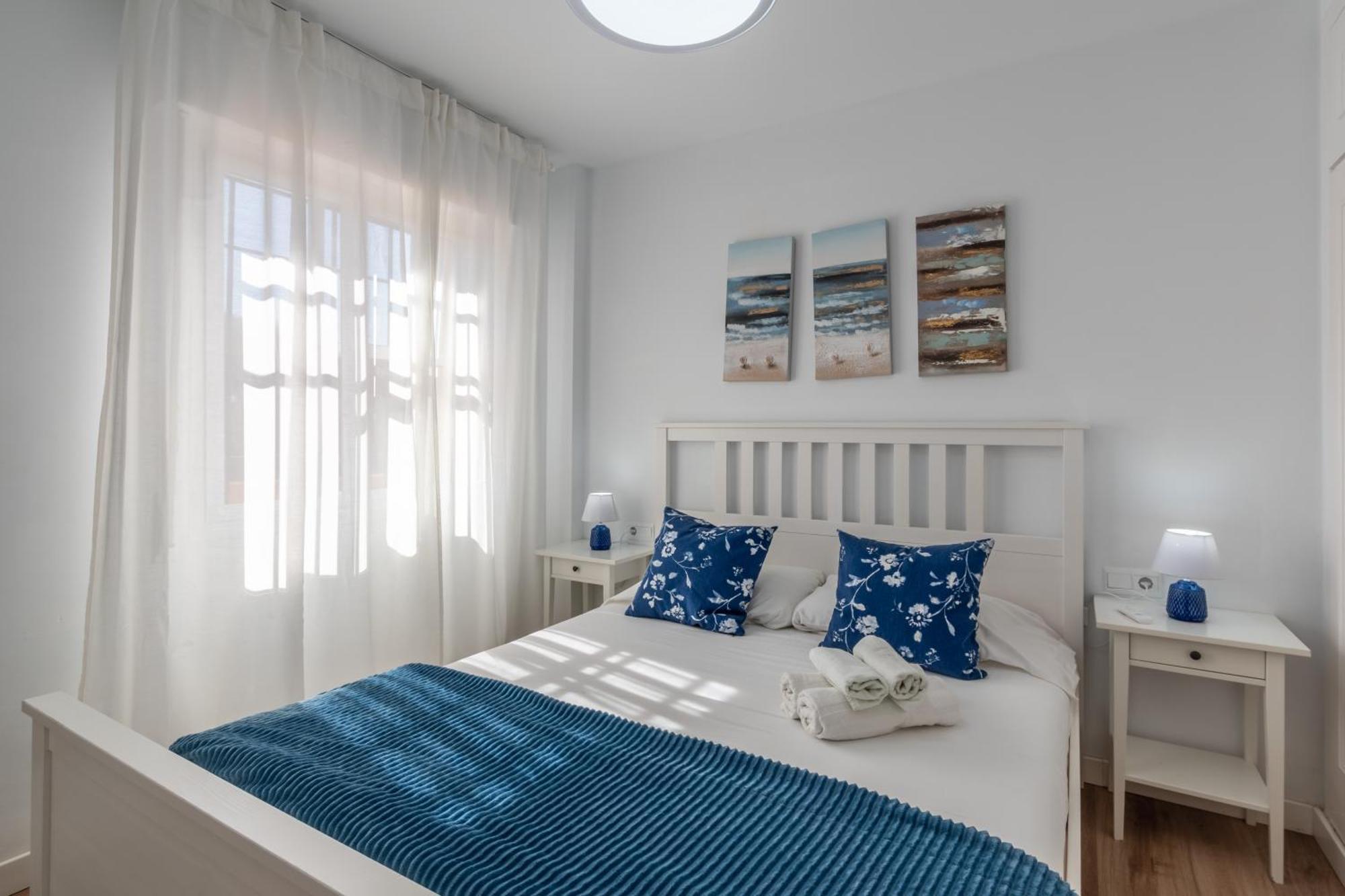 Renovated On Beachside With Pool * Nerja