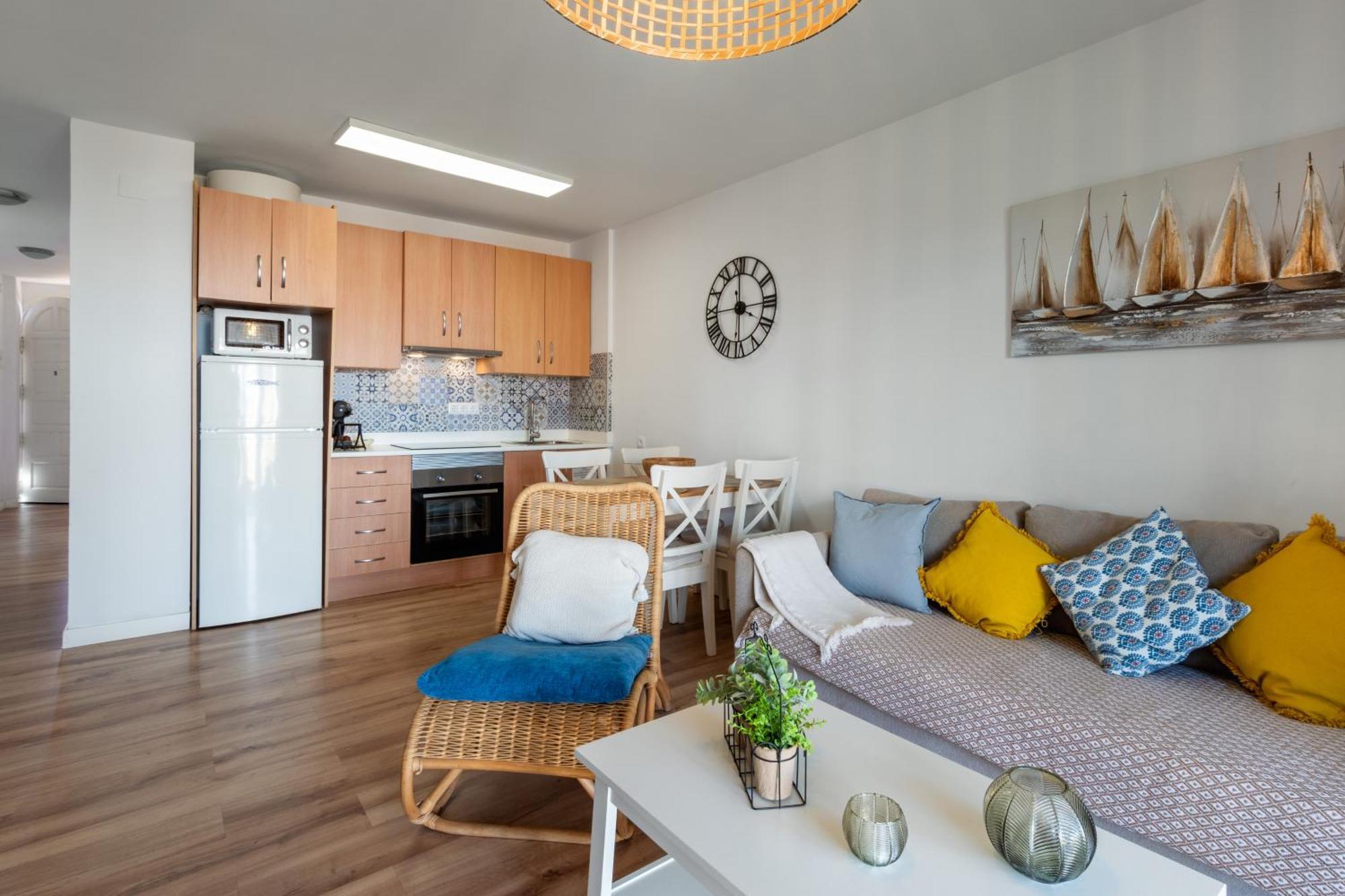 Apartamento Renovated On Beachside With Pool