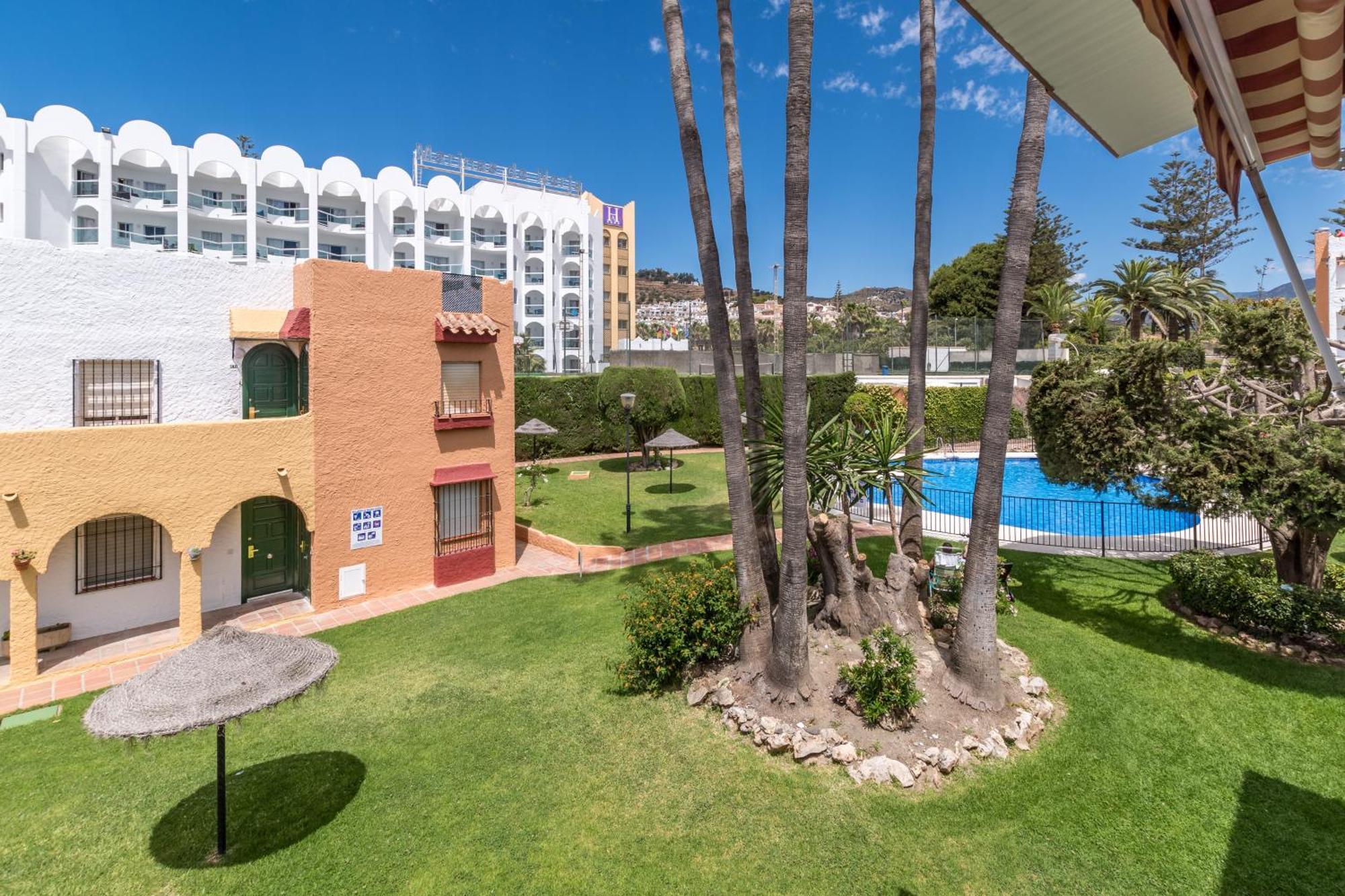 Apartamento Renovated On Beachside With Pool