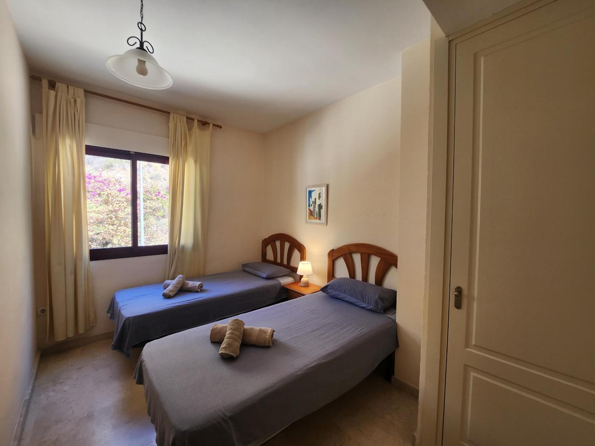 Burriana Front Line Apartamento Nerja