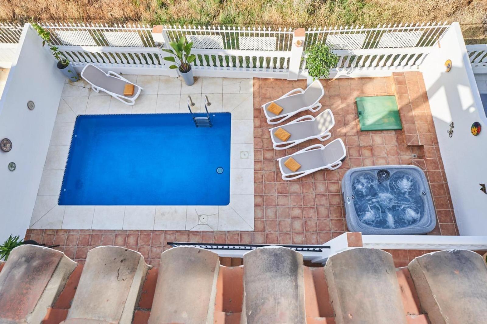 Сasa de vacaciones Pura - Private Jacuzzi & Heated Pool Nerja