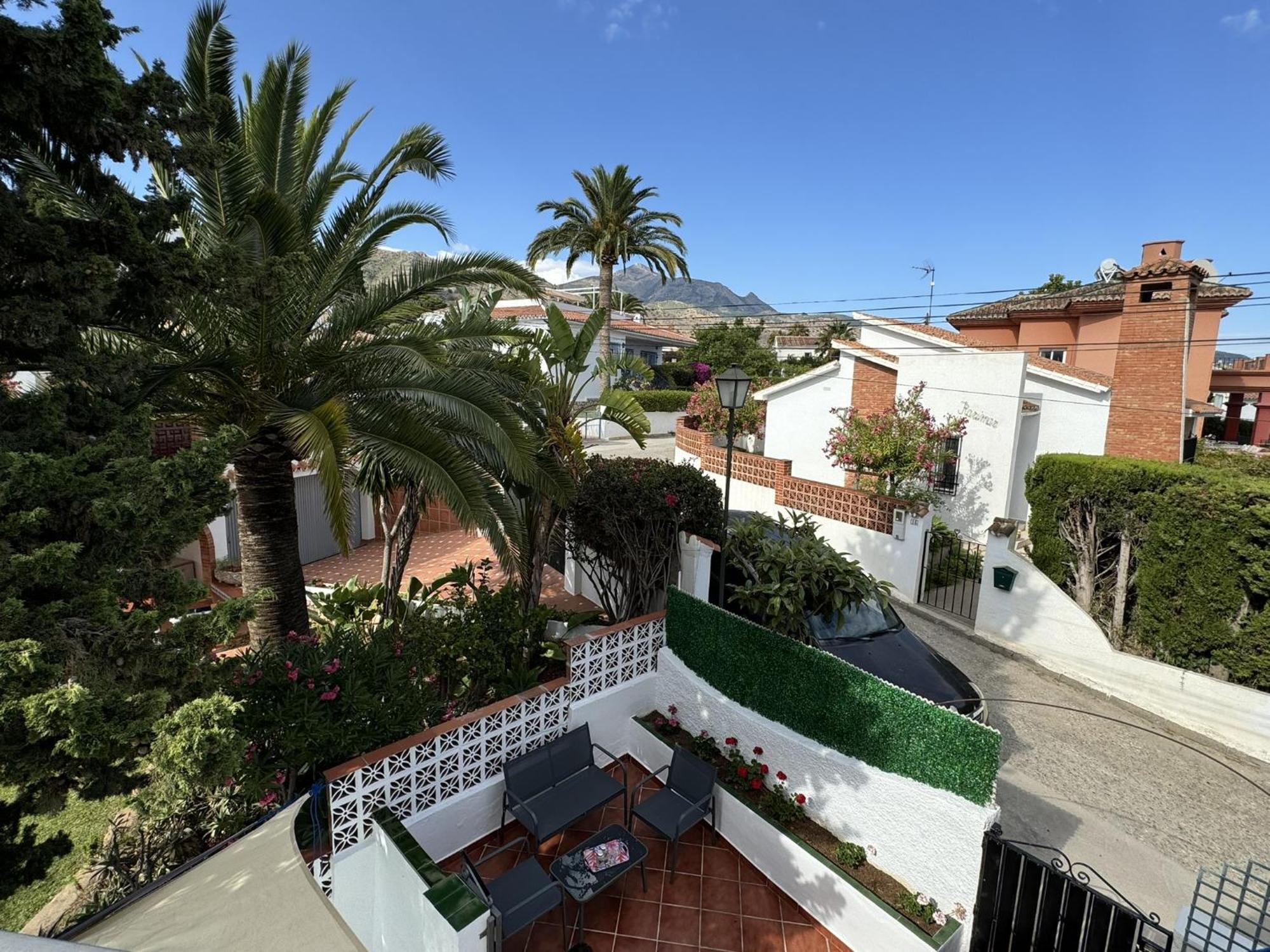 Villa Paradise - Margot *