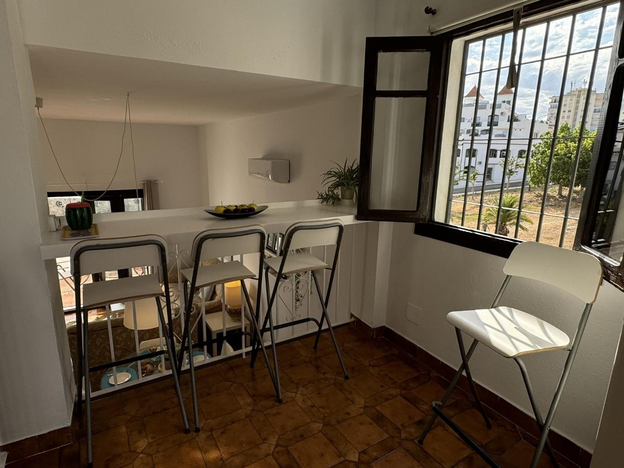 Villa Paradise - Margot Nerja
