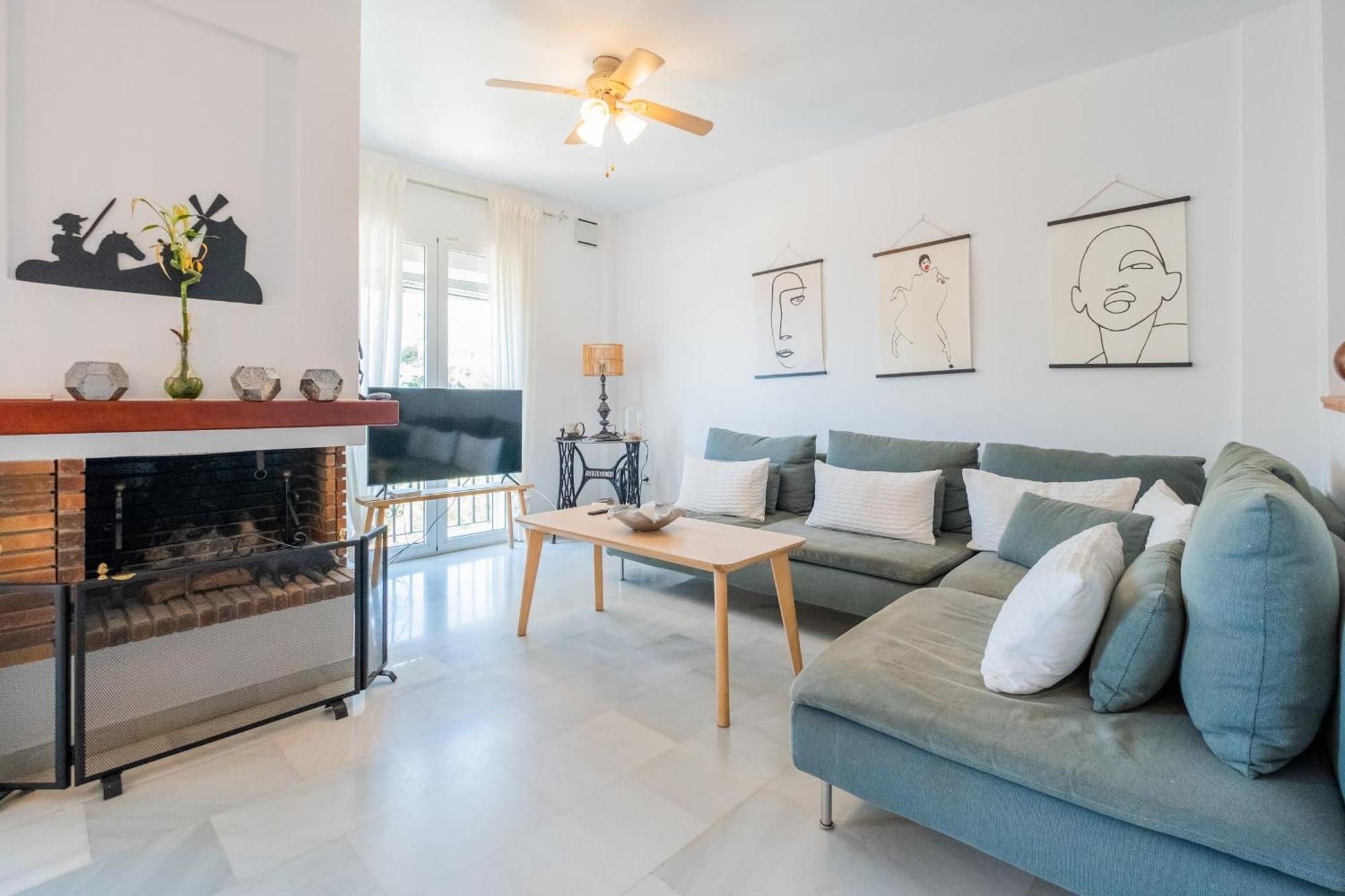 Aljamar 24 Comfortable House Near Burriana Holiday home Nerja