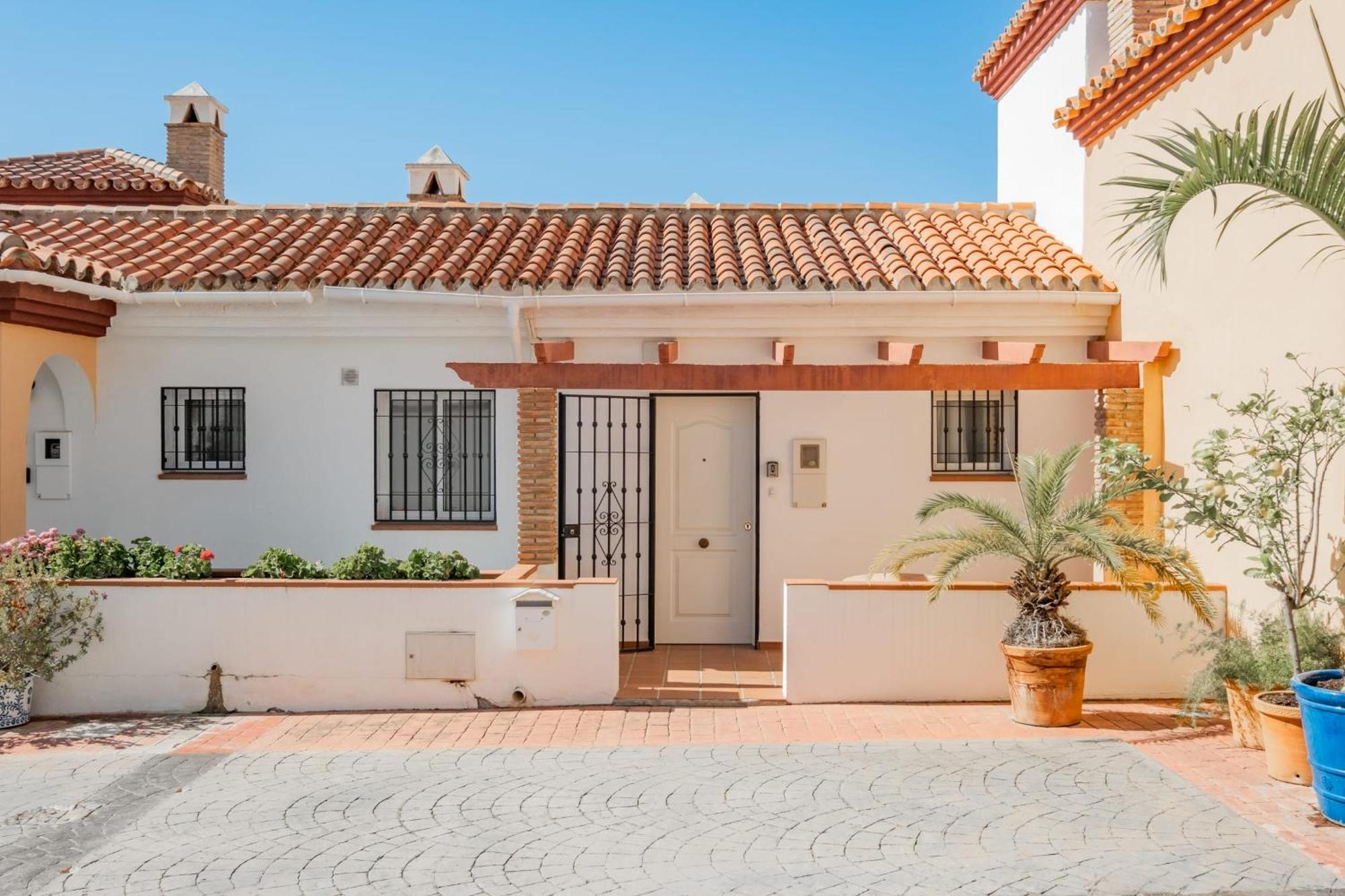 Aljamar 24 Comfortable House Near Burriana Holiday home Nerja