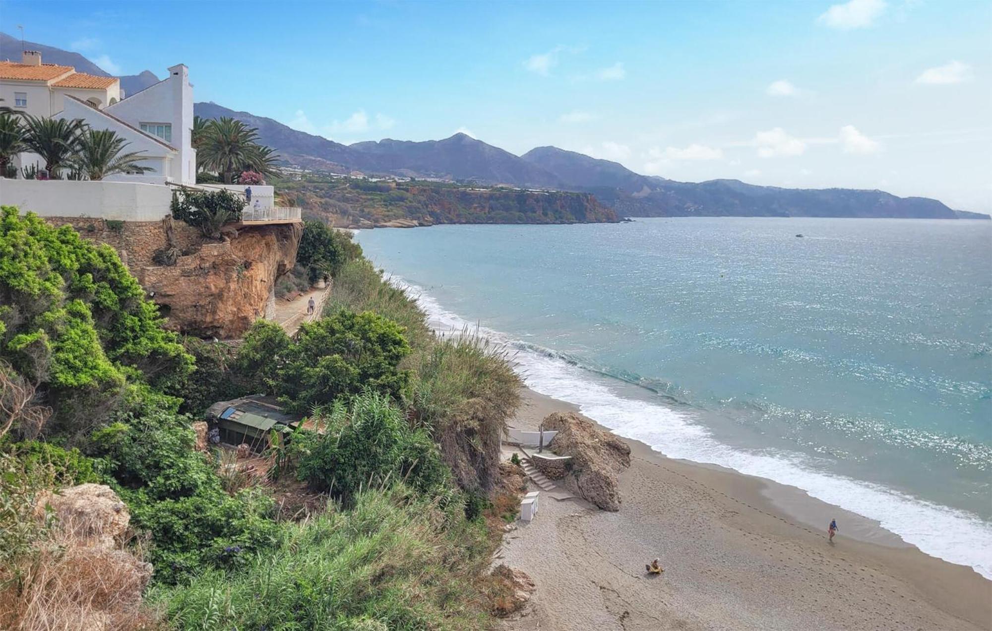 2 Bedroom Stunning In