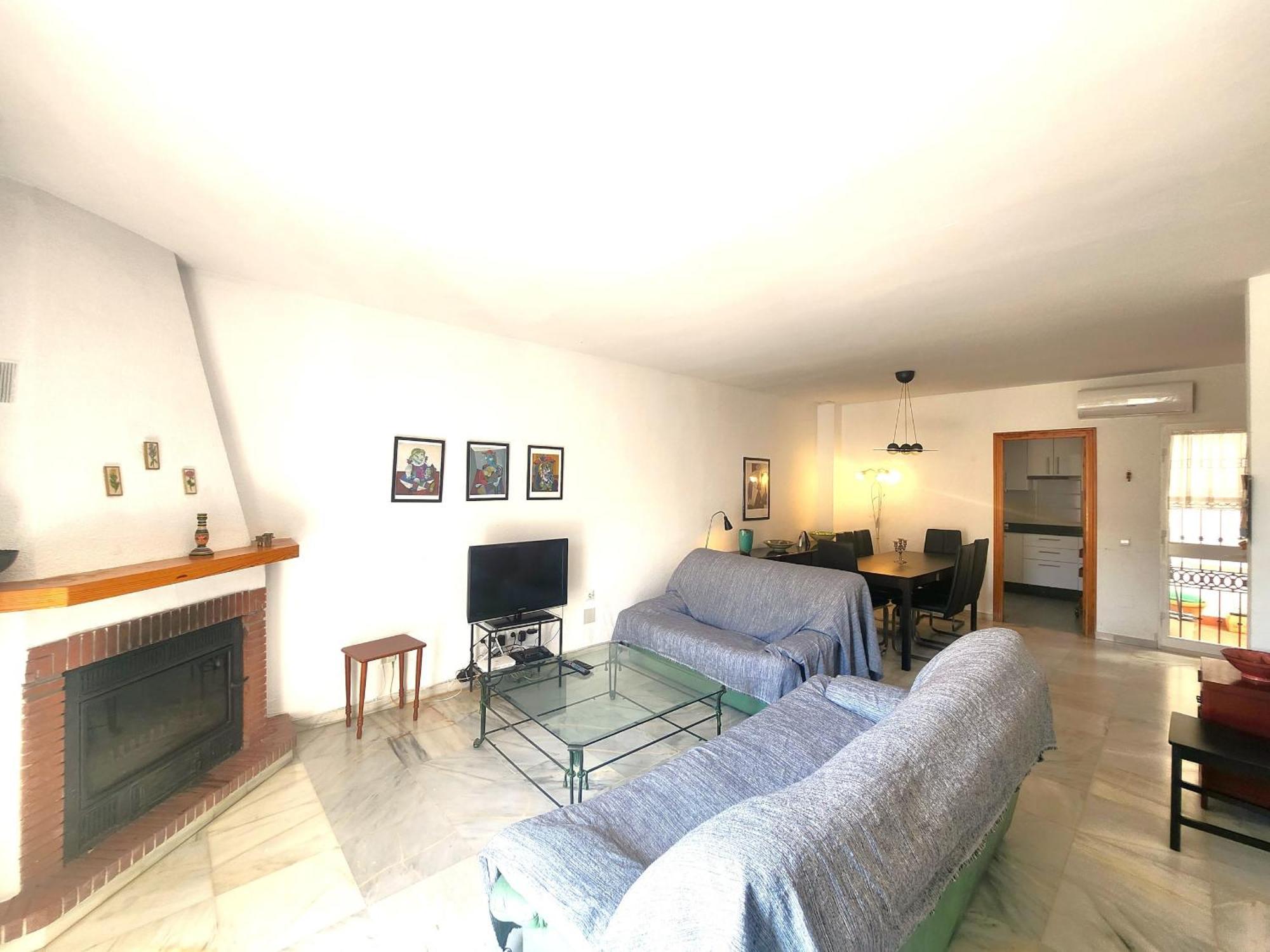 Villa Pinomar - Sleeps 8 - Burriana