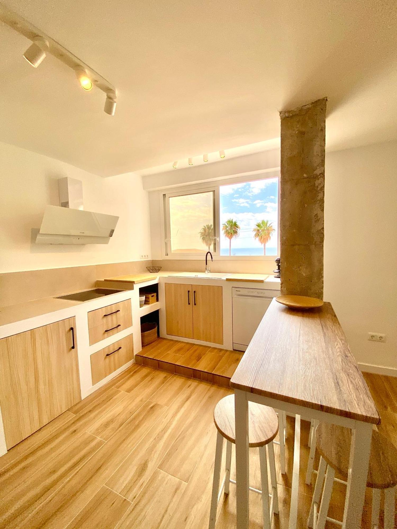 Apartamento Moderno Y Espacioso Con Vistas Al Mar Nerja