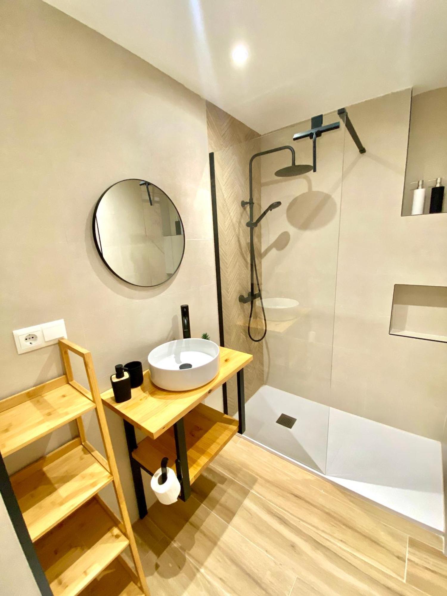 Moderno Y Espacioso Con Vistas Al Mar Apartamento Nerja