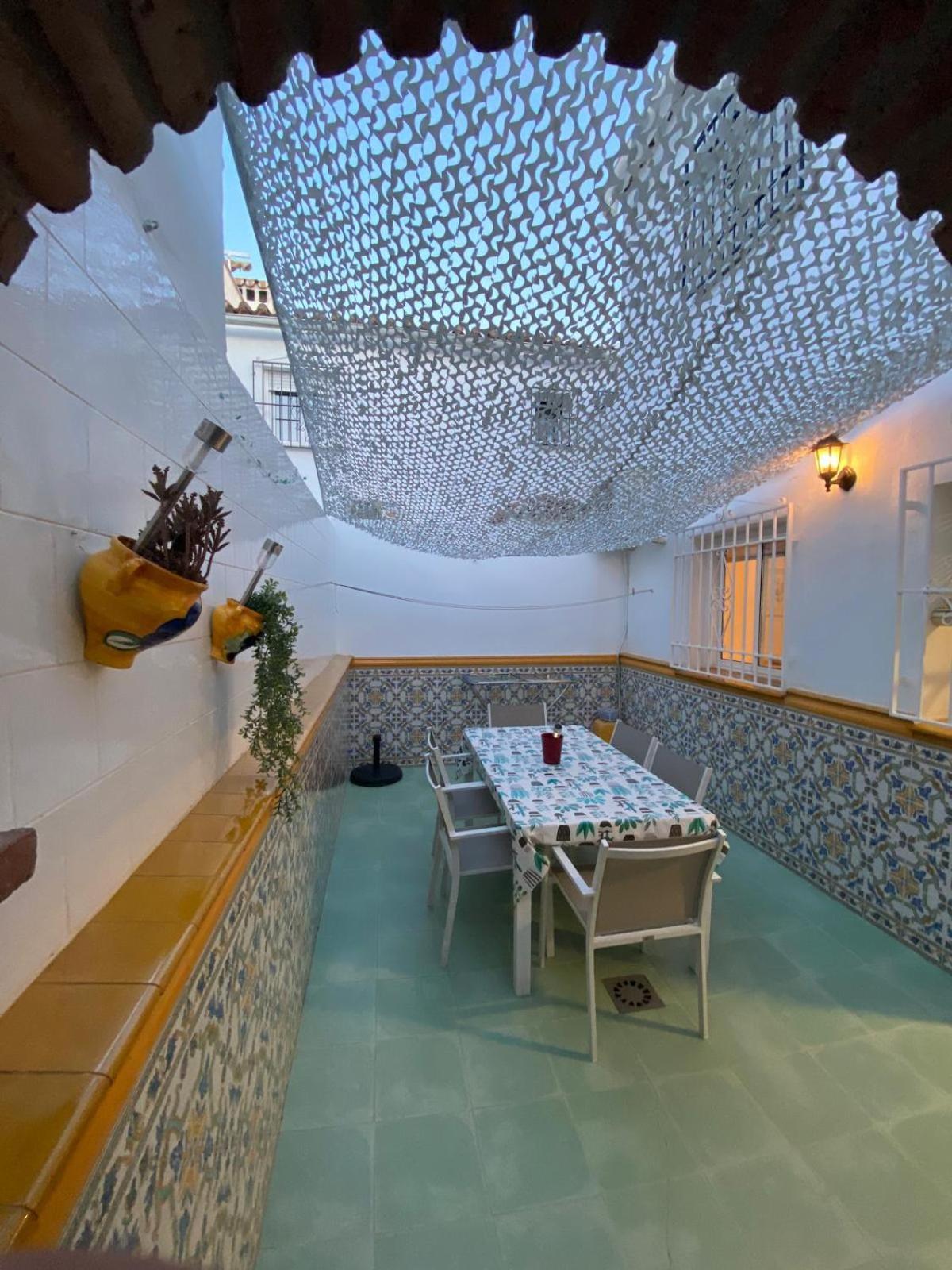 Peperent Casa Pino Nerja