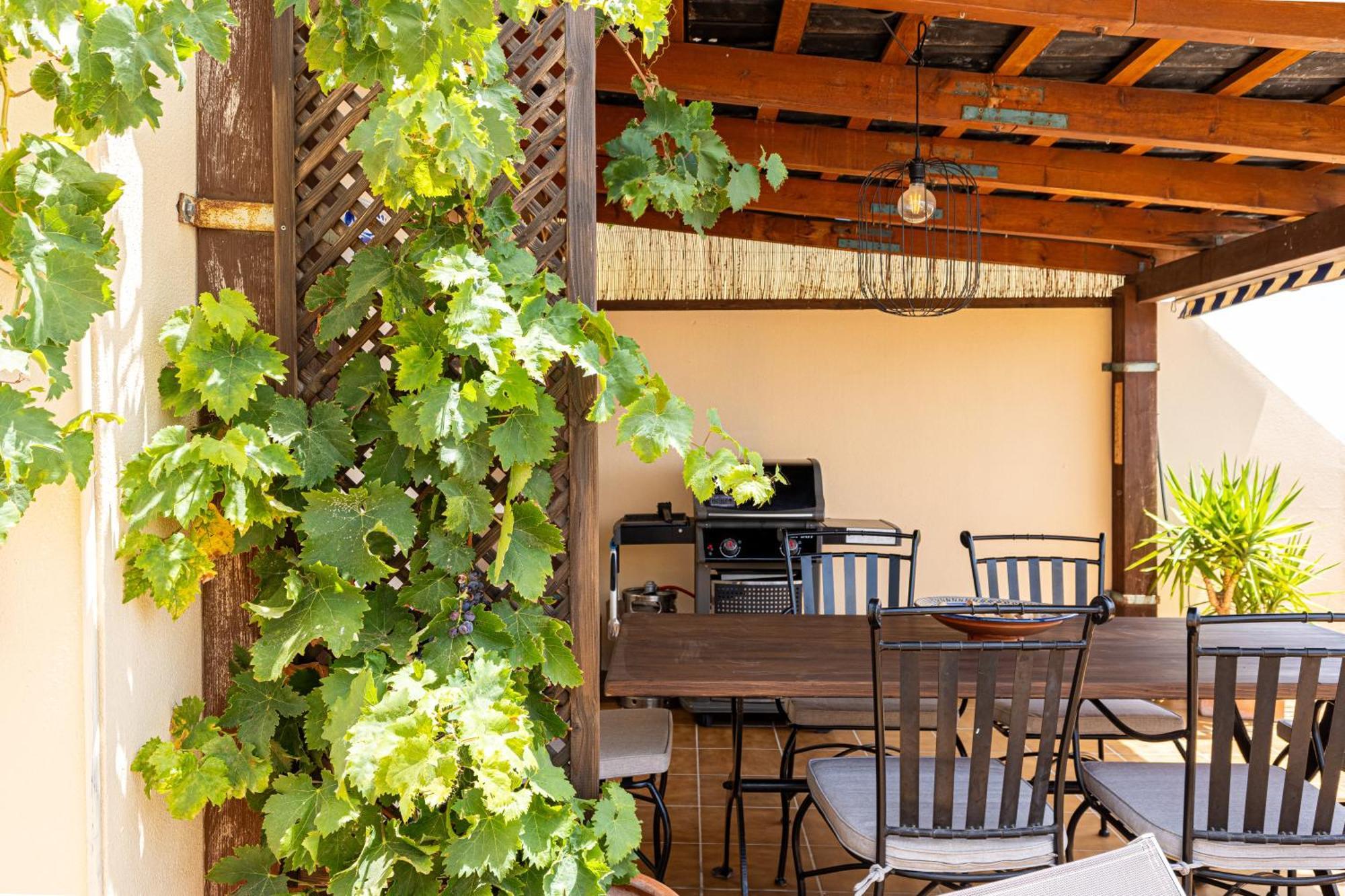 Apartamento 3 Bedroom With Private Rooftop Terrace