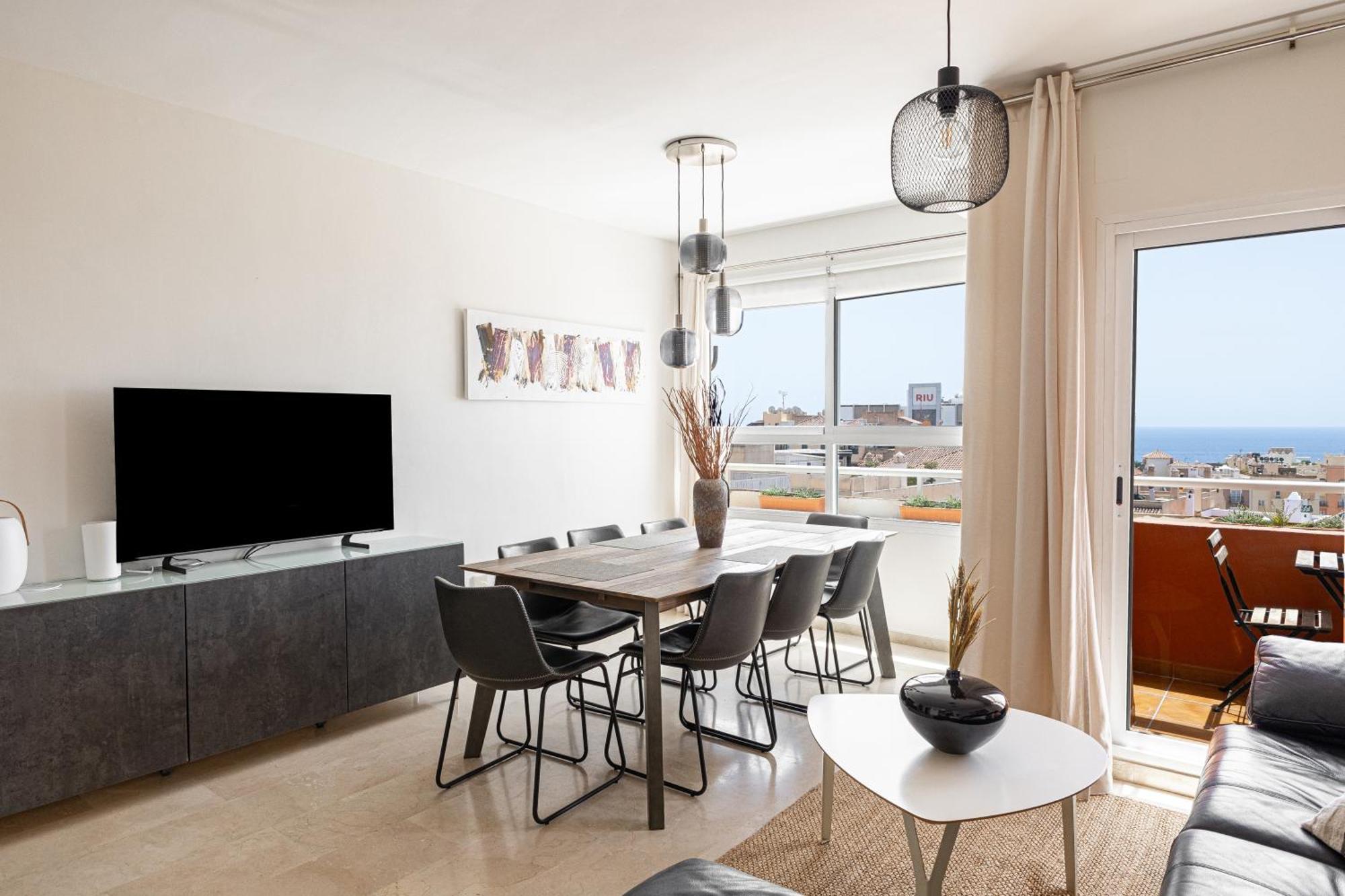 Apartamento 3 Bedroom With Private Rooftop Terrace Nerja
