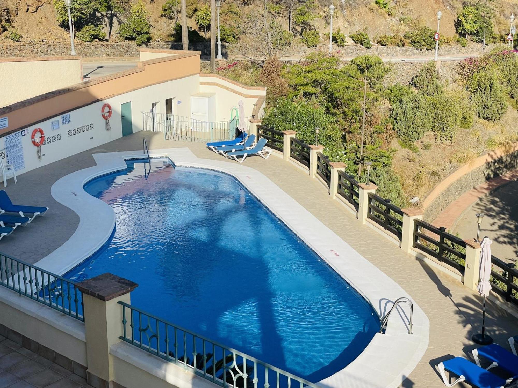 Altos De Tamango Con Vistas Y Pisicina Nerja