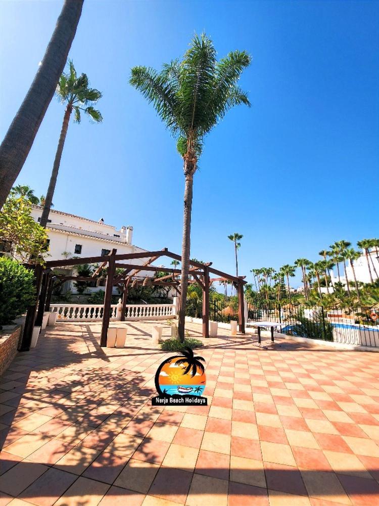 Cozy 1 Bedroom In Oasis De Capistrano * Nerja