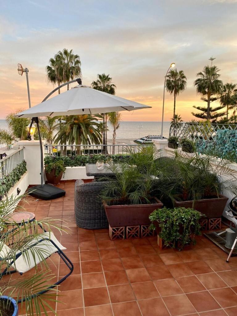 Apartamento En Primera Linea De Playa Con Parking *