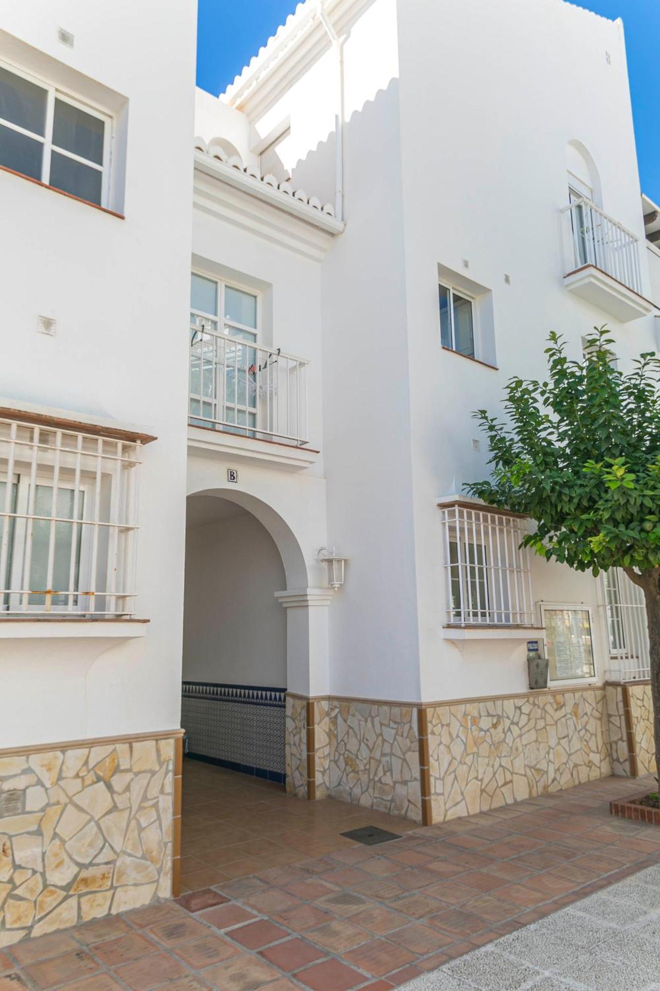 Alba Fuentes De Nerja