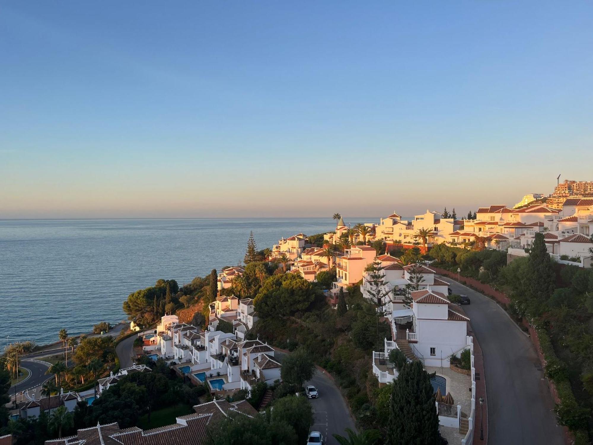 Сasa de vacaciones 5 Bed Family With Pool Nerja