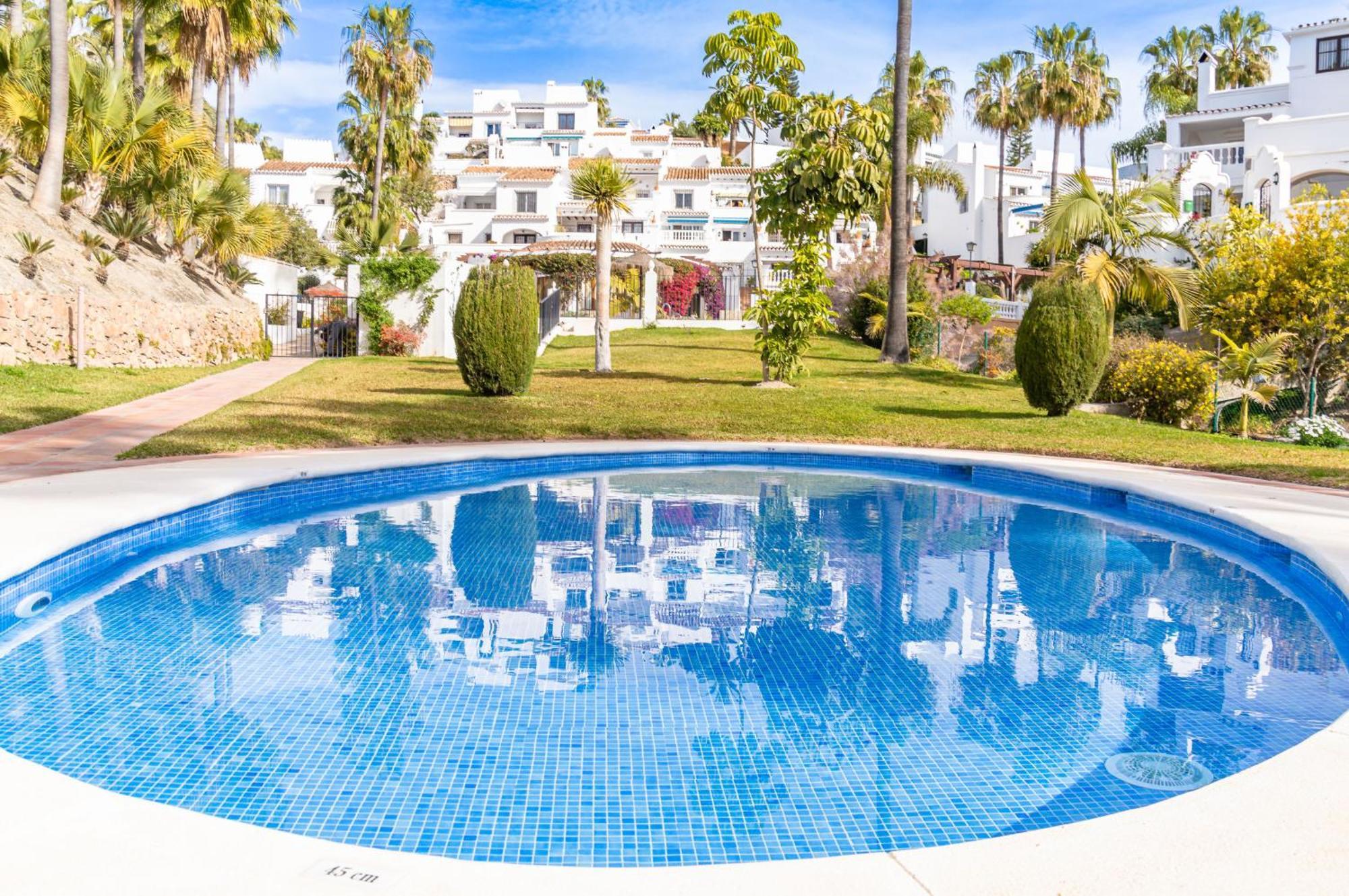 Rabat 23 * Nerja